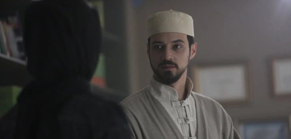 Красные бутоны - кадры из сериала