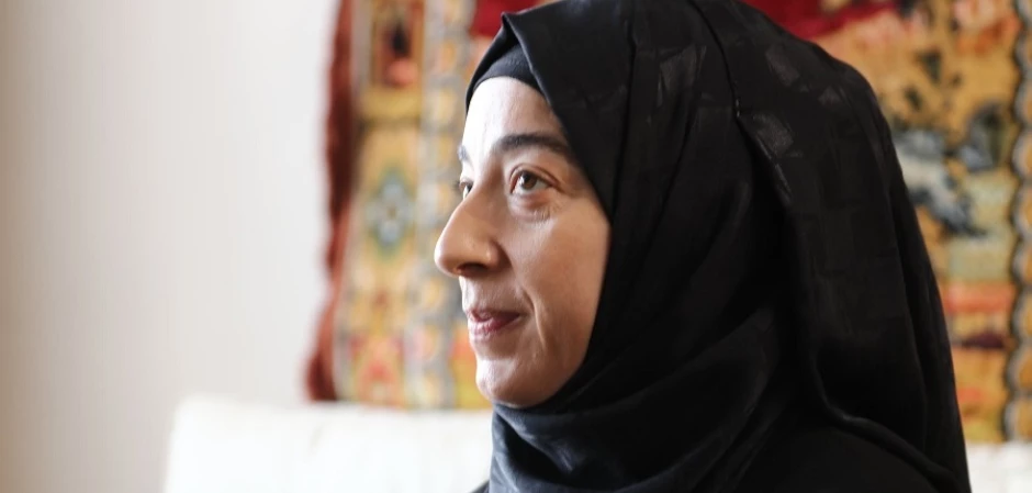 Красные бутоны - кадры из сериала