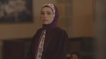 Красные бутоны - кадры из сериала