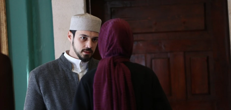 Красные бутоны - кадры из сериала