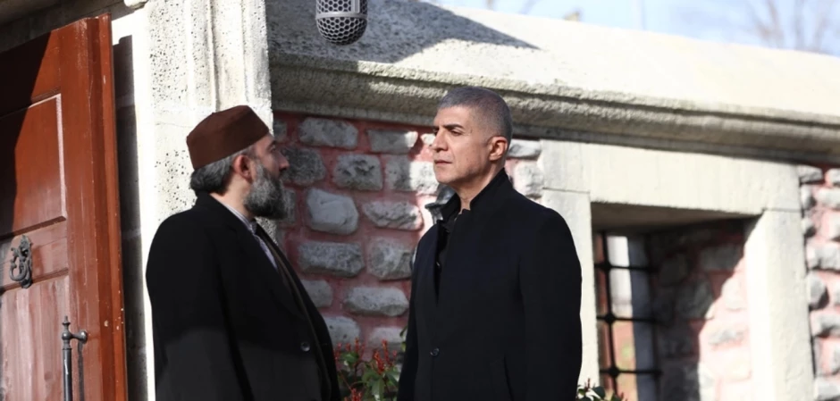 Красные бутоны - кадры из сериала