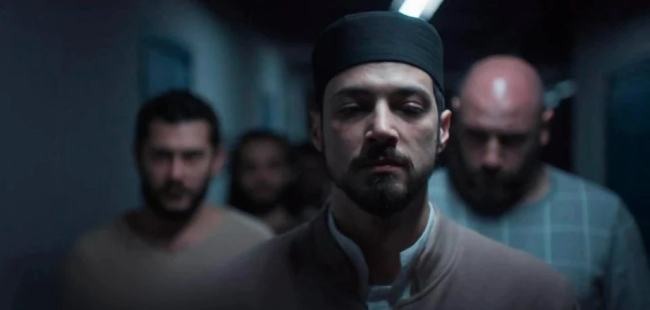 Красные бутоны - кадры из сериала