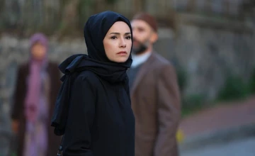 Красные бутоны 1 серия