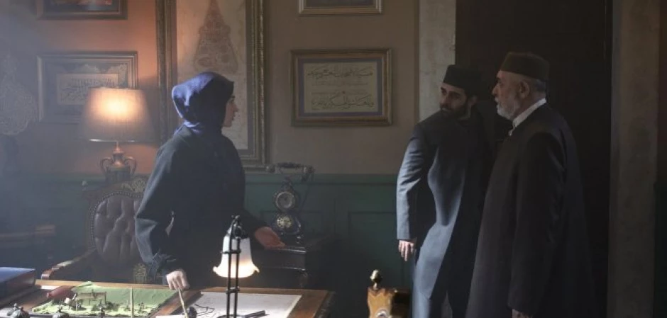 Красные бутоны - кадры из сериала