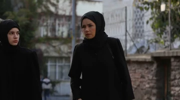 Красные бутоны - кадры из сериала