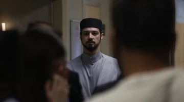 Красные бутоны - кадры из сериала