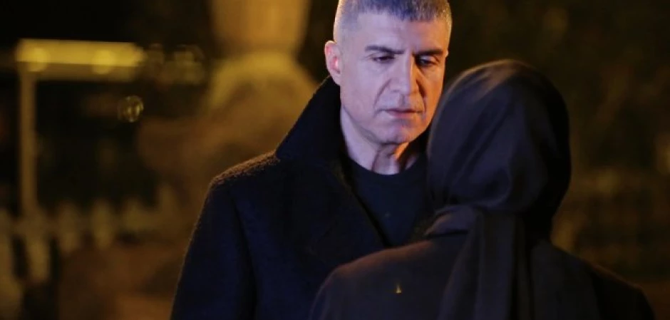 Красные бутоны - кадры из сериала