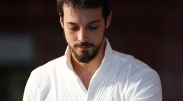 Красные бутоны 2 сезон 22 серия