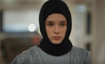 Красные бутоны 4 серия