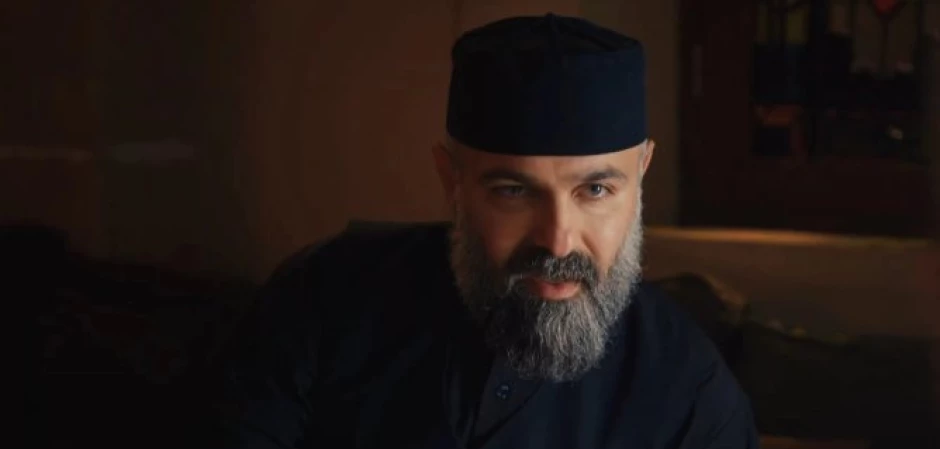 Красные бутоны - кадры из сериала
