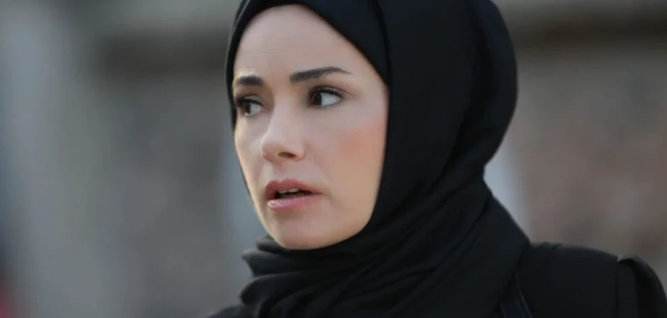 Красные бутоны - кадры из сериала