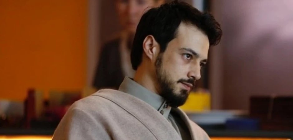 Красные бутоны - кадры из сериала